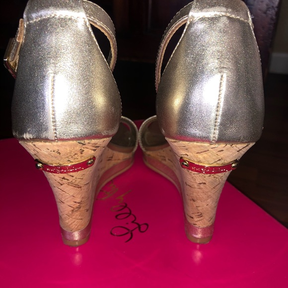 🚫SOLD Lilly Pulitzer Kayla gold wedges - Picture 9 of 9